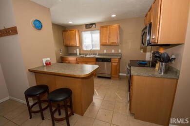 345 Weber St, South Bend, IN 46637 - photo 3