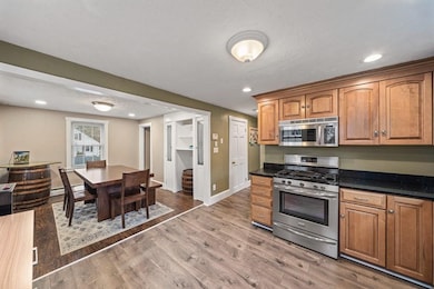 101 Belmont St, Weymouth, MA 02188 - photo 4