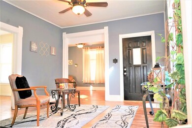 127 N 6th St, Elkhart, IN 46516 - photo 4