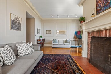 397 Gibbs Ave unit 1, Newport, RI 02840 - photo 5