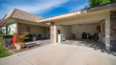 10002 W Highwood Ln, Sun City, AZ 85373 - photo 6