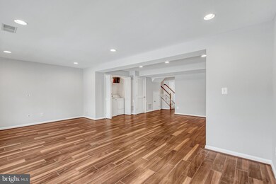 25193 Destination Square, Aldie, VA 20105 - photo 6