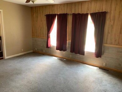 1811 Dirr Ave, Parsons, KS 67357 - photo 3