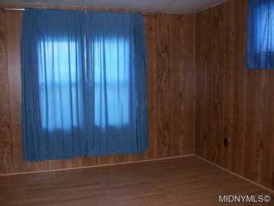 Large den/office