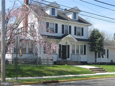 107 W Centre St, Woodbury, NJ 08096 - photo 2