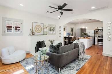 2022N11thst004