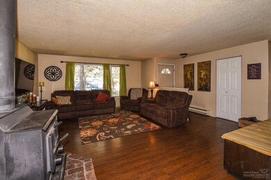 61573 Admiral Way, Bend, OR 97702 - photo 5