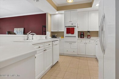04-Kitchen