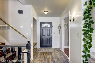 40038 Eagle Dr, Sterling Heights, MI 48310 - photo 5