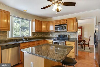 12117 Songbird Ln, Germantown, MD 20876 - photo 5