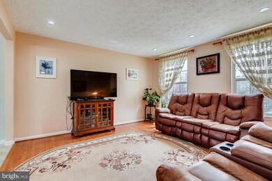 606 Bond Ave, Reisterstown, MD 21136 - photo 4