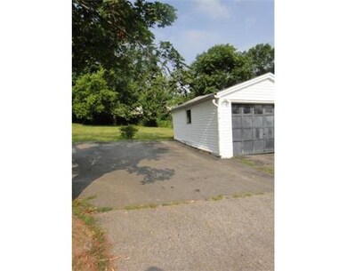 28 Trahan Ave, Worcester, MA 01604 - photo 7