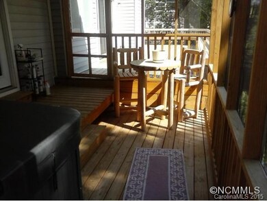 22 Hart Ln, Hendersonville, NC 28792 - photo 6