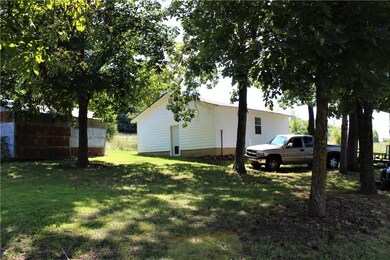 10252 S Whitehouse Rd, Fayetteville, AR 72701 - photo 6