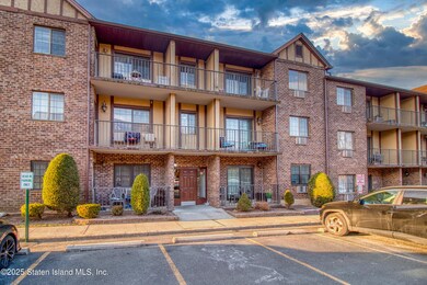 Welcome to 40 Donna Court!