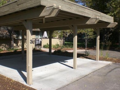 57333 Aspen Place unit 3, Sunriver, OR 97707 - photo 4