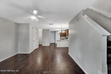 7728 Playschool Ln, Jacksonville, FL 32210 - photo 4