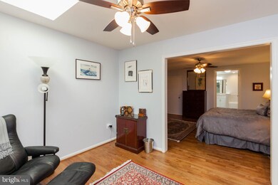 41 Flints Grove Dr, North Potomac, MD 20878 - photo 6