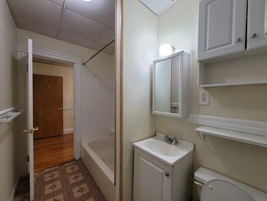 364 Riverway unit 4, Boston, MA 02115 - photo 4