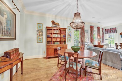 164 Cherokee Rd unit 2A, Charlotte, NC 28207 - photo 5