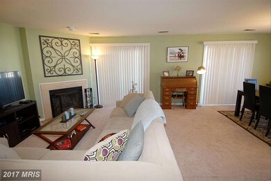 4050B Grays Pointe Ct unit B, Fairfax, VA 22033 - photo 5