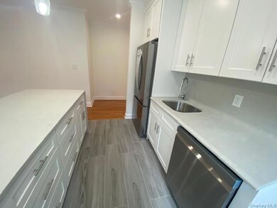 Evergreen Owners unit 4, Jackson Heights, NY 11372 - photo 7