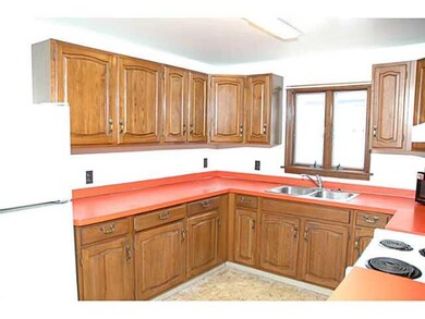 50 17th Ave, North Tonawanda, NY 14120 - photo 5