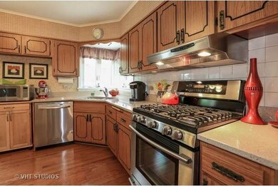 1225 Webster Ln, Des Plaines, IL 60018 - photo 7