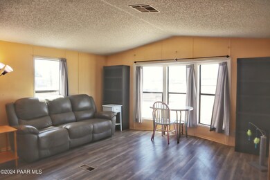 400 W Baja Rd, Paulden, AZ 86334 - photo 2