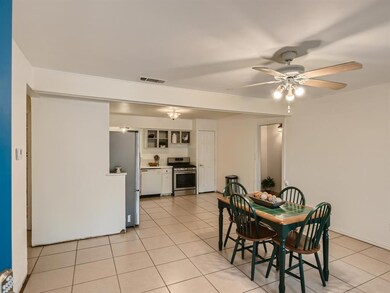 7704 Clenis Ln, North Richland Hills, TX 76180 - photo 6