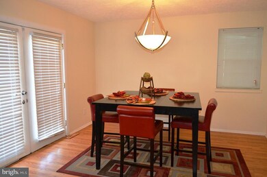 1538 Harford Square Dr, Edgewood, MD 21040 - photo 4