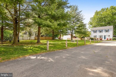 2325 Dartmouth Ln, Crofton, MD 21114 - photo 4