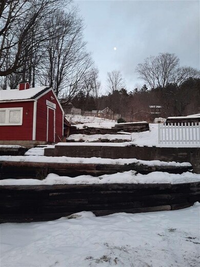 161 River Rd, Saint Johnsbury, VT 05819 - photo 4