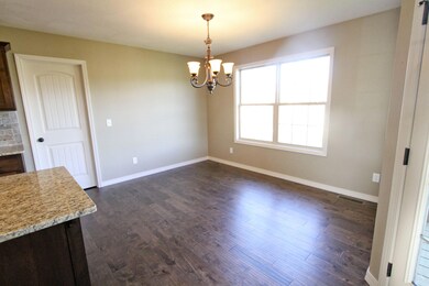 614 N Montclair Way, Nixa, MO 65714 - photo 7