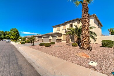 3332 E Canyon Way-2