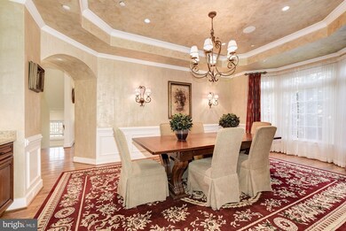 8586 Brickyard Rd, Potomac, MD 20854 - photo 6