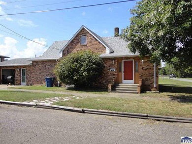 1463 Beech St unit 1463 1/2 Beech Stree, Terre Haute, IN 47804 - photo 2
