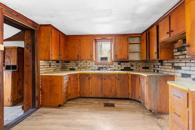 7 Valley St, Augusta, ME 04330 - photo 2