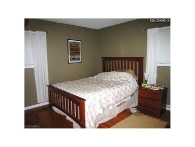 215 Taylor Rd, Barberton, OH 44203 - photo 6