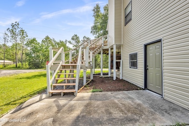 10067 Bancroft St, Bay Saint Louis, MS 39520 - photo 7