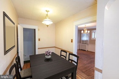 1052 Allengrove St, Philadelphia, PA 19124 - photo 4