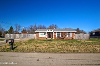 402 Dogwood Dr, Mount Washington, KY 40047 - photo 2