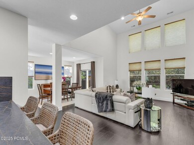 3-web-or-mls-865-w-benjamin-pl