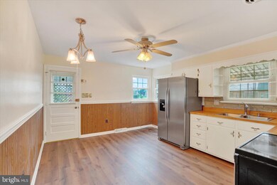 1775 Argyle Dr, York, PA 17406 - photo 6