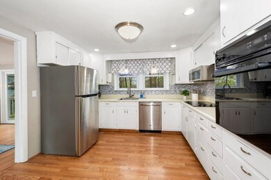 17 Mary Ann Dr, Worcester, MA 01606 - photo 6