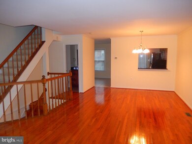 13918 Ludington Place, Centreville, VA 20121 - photo 5
