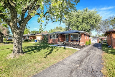 1213 N Lesley Ave, Indianapolis, IN 46219 - photo 3