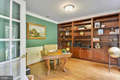 2808 Whirlaway Cir, Herndon, VA 20171 - photo 5