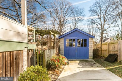 6519 Glenoak Ave, Baltimore, MD 21214 - photo 2