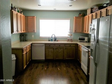 8428 W Whyman Ave, Tolleson, AZ 85353 - photo 6